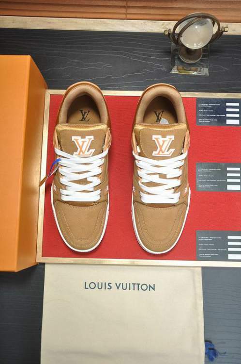 Picture of Louis Vuitton Shoes _SKULVsz35-4038-46hnh080416320